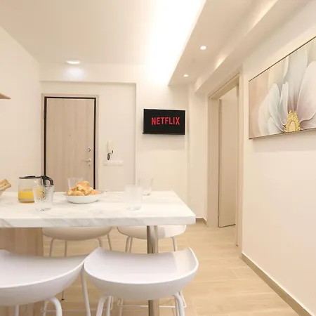 Apartment Elisavet With Veranda
