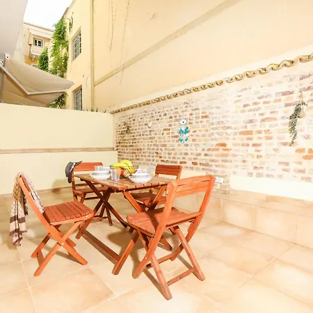 Apartment Elisavet With Veranda *